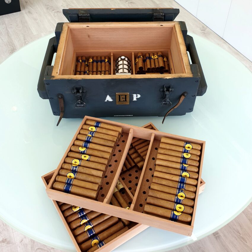 Humidor «Handgranate» VERKAUFT!